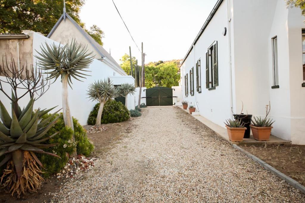 Catswhiskers Apartment Graaff Reinet Bagian luar foto